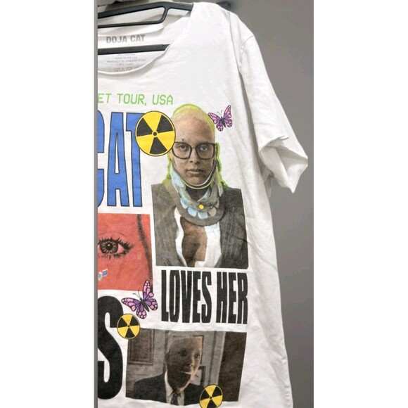 Doja Cat Scarlet Tour Graphic Tee Medium Doja Cat Loves Her Fans Distressed Hems - Picture 5 of 10